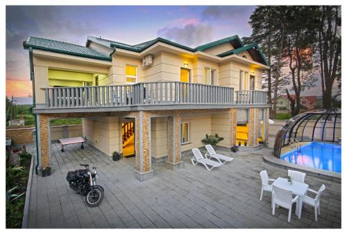 Ureki Villa | RestCoast Villa