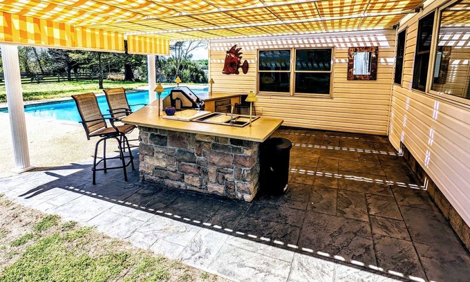 Croom House | Retreat on the Patuxent River Pool, Outdoor Living Boat-Dup: 1104 from 1103