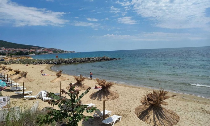 Sveti Vlas House | Retro house just 5 minutes from the beach and 5 minutes from the center