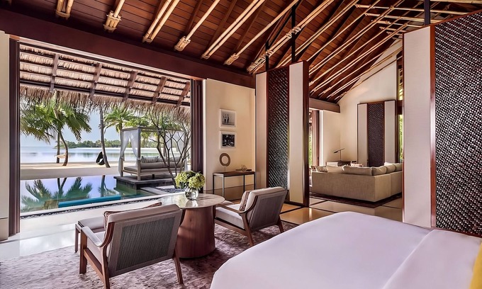 Reethi Rah House | Revel in the Lap of Luxury! Private Pool, Balcony w/Beach View, Private Spa Tub
