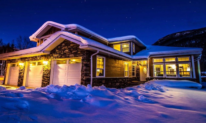 Revelstoke Ski Chalet | Revelstoke Mountain Lab