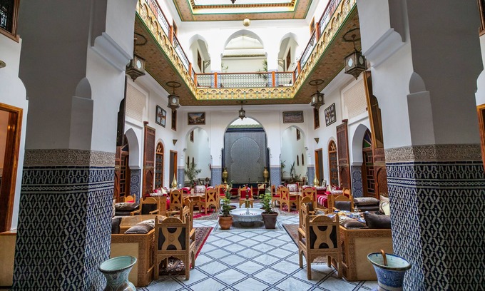 Layoun Bed & Breakfast | Riad Authentic Palace & Spa - Bassatine
