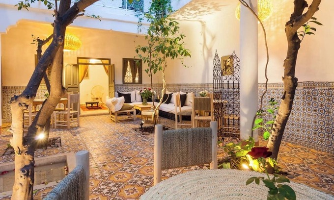 Pola de Siero House | Riad Chamali - ideal for a romantic break