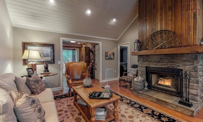 Wildwood Mountain House | Ridge Rest, 2BDRM plus Sofa Bedroom