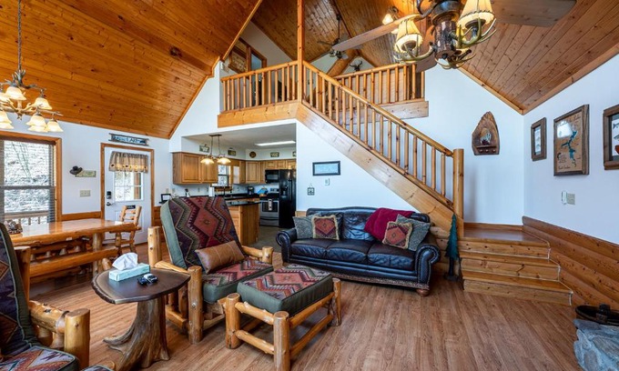 Topton Villa | Ridgetop Lakeview Retreat - 4 Bedroom Cabin with Private Deck Overlooking Lake Nantahala