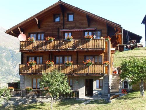 Graechen Apartment | Riebe 331