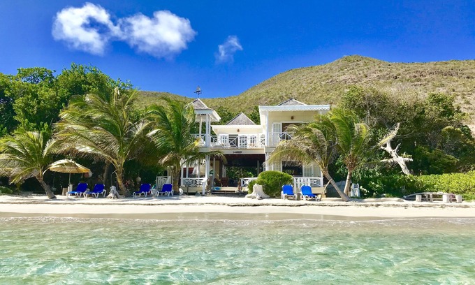 Turtle Beach Cottage | RIGHT ON THE BEACH! St Kitts Nature Lovers tranquil cottage.
