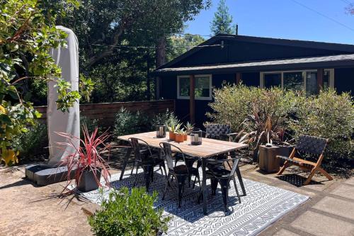Healdsburg House | Rio Lindo River Retreat