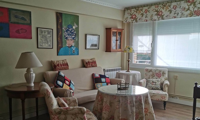 Anguciana Apartment | Riojadumus. Para Viajar con Familia o Amigos. Tranquila. Ideal Para Enoturismo