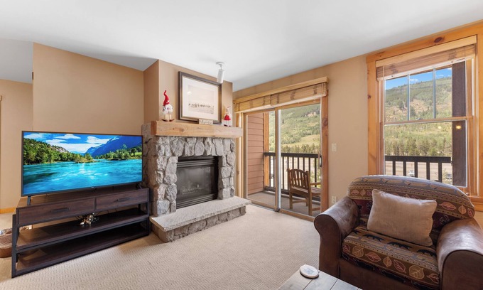 River Run Condo | River Run Condo, Mountain Views, Short Walk to Lifts/Shops/Dining