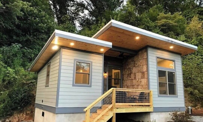 Bryson City Cabin | River's Edge on the Water in Bryson City