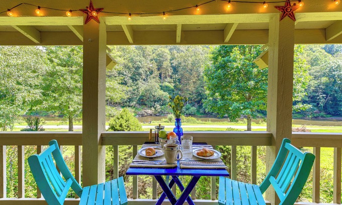 Lansing House | Riverfront Home w/Fire Pit + Deck in Lansing