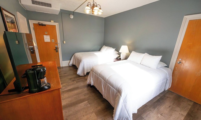 Shawnee On Delaware House | Riverfront Stay – Peaceful Pocono Escape Near Nature & Trails | 2 Units