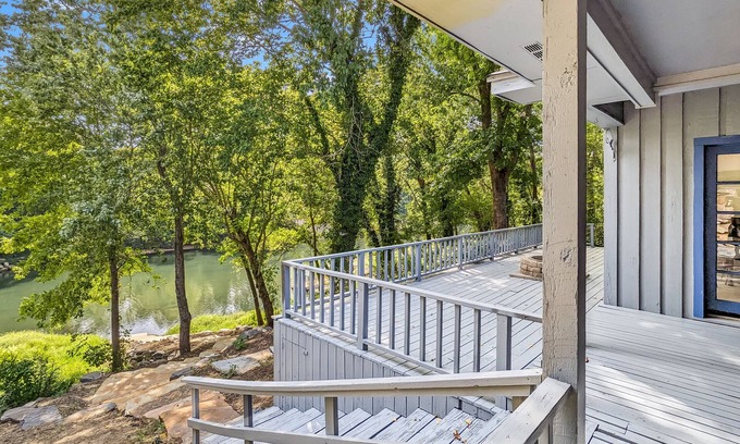 Pangburn House | RiverRest - on Little Red