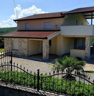 Ljubuski House | Riverside Bučine