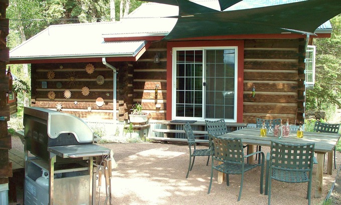 South Fork Cabin | Riverside Meadows Master Cabin on the Rio Grande