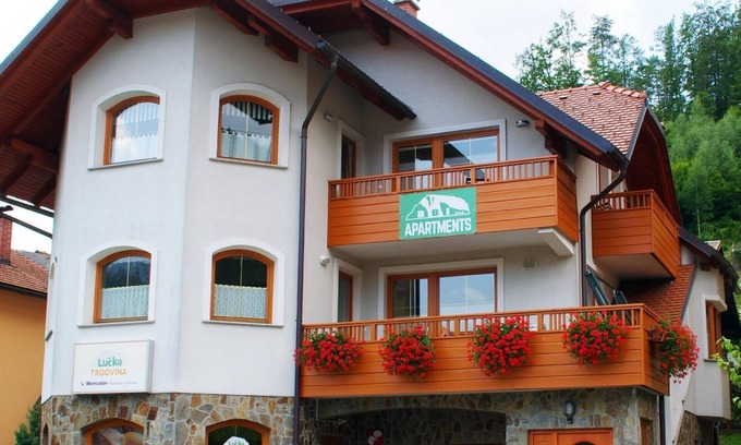 Luce Apartment | Riverside Pines Luce Apartments with Balcony - Two Bedroom Apartment with Balcony