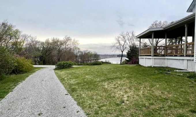 Hamilton House | Riverview Orchard 2: Master Suite Studio Style