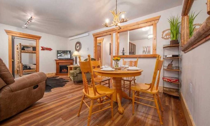 Teton Village Condo | RMR: Tensleep A5 Condo in Teton Village