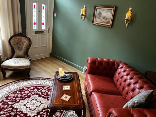 Wrexham House | Robin’s Hollow: 2BD Home Near Wrexham AFC