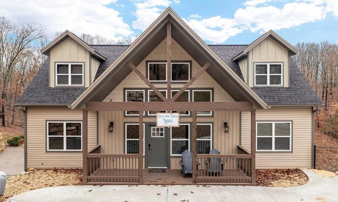 Indian Point House | Rock and Timber Lodge