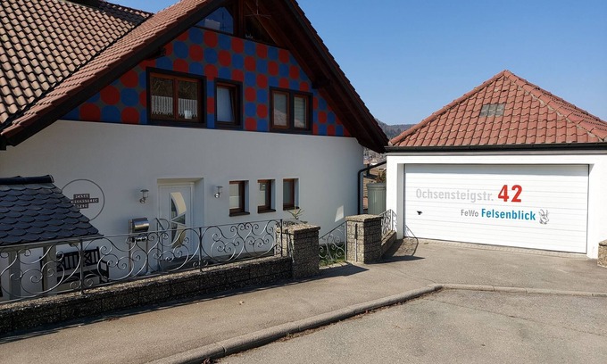 Albstadt Apartment | Rock view, 100 sqm, 2 bedrooms, balcony, max. 4 persons