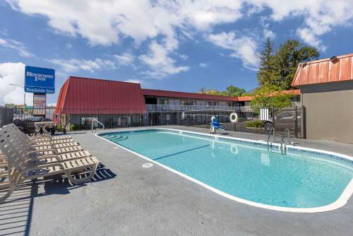 Carson City Hotel | Rodeway Inn at Nevada State Capitol