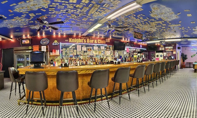 Bedford Hotel | Rodeway Inn Bedford