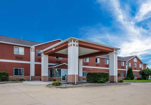 Urbana Hotel | Rodeway Inn Urbana Champaign University Area