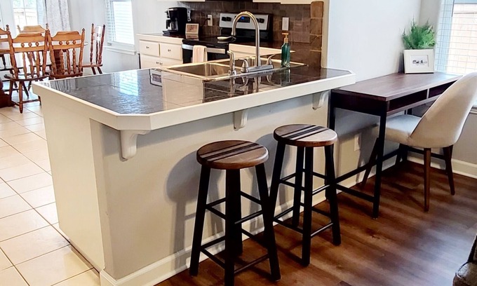 Rogers House | Rogers Retreat, Dog Friendly, Cozy Home. Close to Walmart Amp, Downtown Rogers