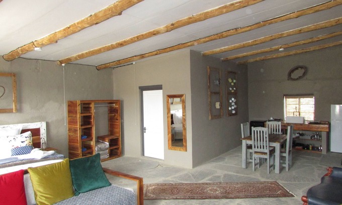 Karoo Hoogland Apartment | Rogge Cloof