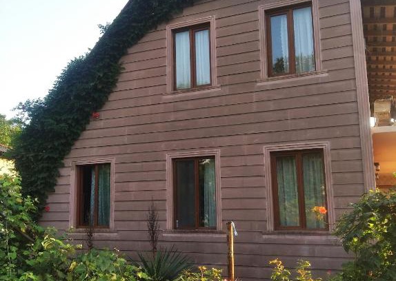 Grigoleti House | Roin Guest House