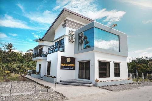 Puerto Galera Hotel | Rold and Roub Home Suites powered by Cocotel