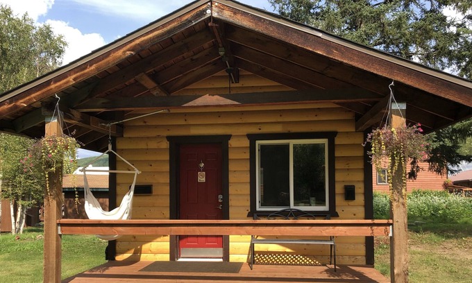 Fairbanks Cabin | Romantic Alaskan Getaway ! Cozy Aurora Log Cabin at Hot Springs near Fairbanks