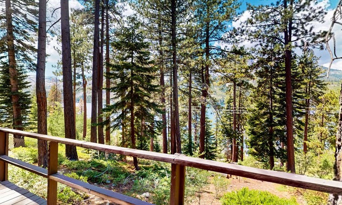 South Lake Tahoe Cabin | Romantic Cabin Escape on Fallen Leaf Lake Dog Fiendly