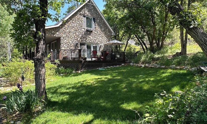 Durango - Purgatory House | Romantic Cottage on Private Acreage 5 min. to Downtown- Incredible Views