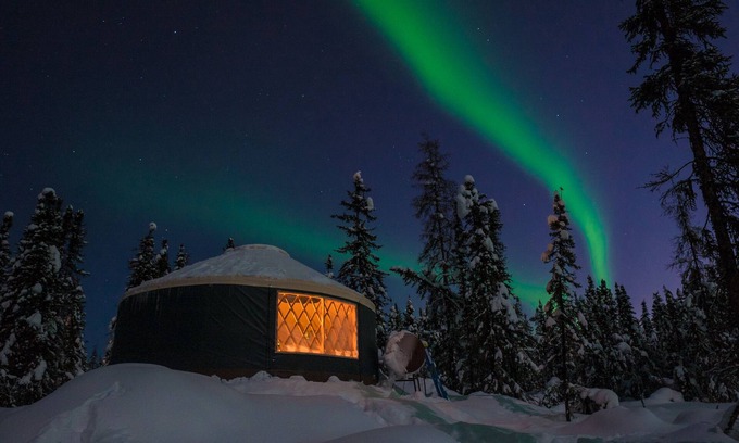 Fairbanks Cabin | Romantic Getaway at the Goldstream Yurt