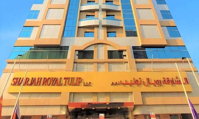 Sharjah House | Romantic Honenymoon Jacuzzi Suite | Royal Tulip