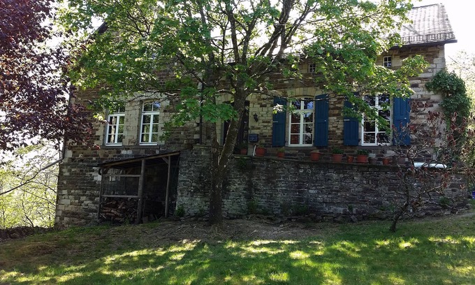 Schladern House | Romantic vacation in the oldest surviving school directly at the nature trail victory