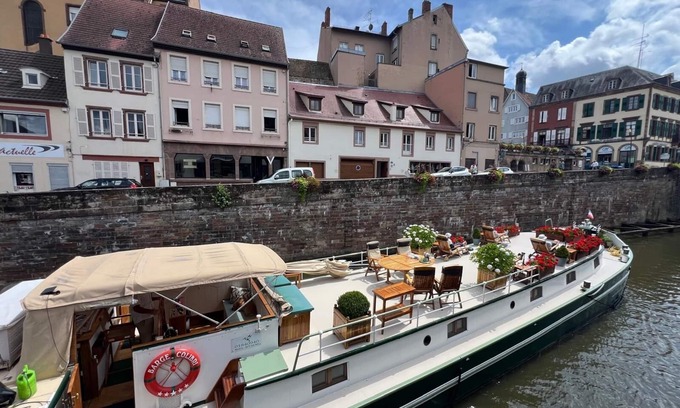 Saverne Apartment | Romantic view on the channel - Les Rives du Château 2