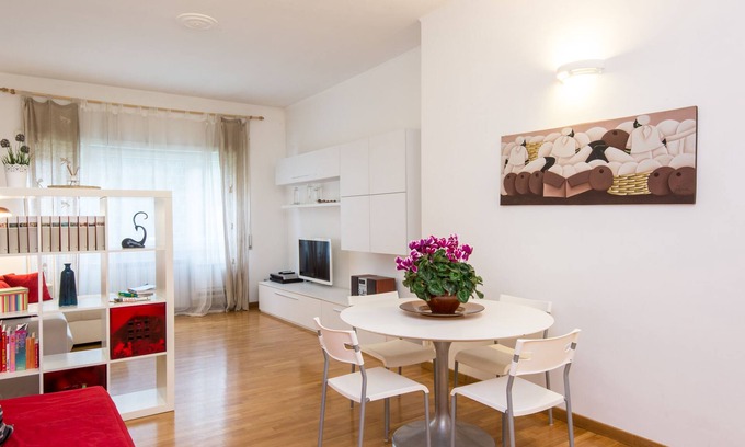 Zona I Val Melaina Apartment | Rome Cheap & Chic apartment with parking space
