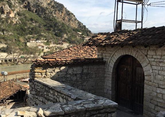 Berat House | Romeo's Guest House