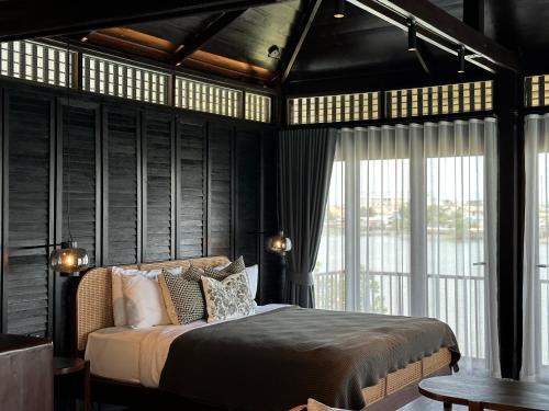 Samut Sakhon Bed & Breakfast | rongmai mahachai cafe and stay