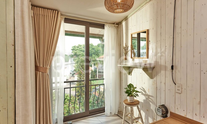 Hai Ba Trung House | Rooftop/central house/NETFIX/washing/City view/big window