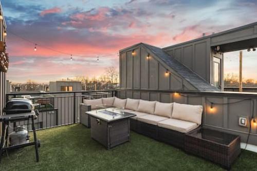 Cleveland Park House | Rooftop Deck Patio and Garage Walk to Restaurants Coffee Brewery