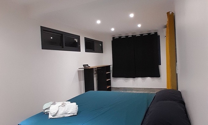 Papeete Bed & Breakfast | Room 1 - Bed and breakfast in an apartment, 2 min. walk from the ferry dock