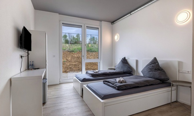 Dusslingen Apartment | Room '7' with Shared Terrace and Wi-Fi