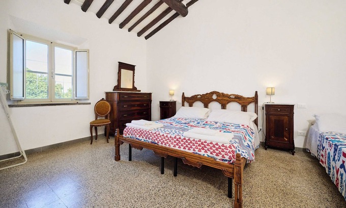Riotorto Apartment | Room 'Camera 1 - Del Ponti' with Shared Garden and Wi-Fi