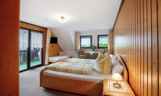 Herrenschwand Apartment | Room 'Doppelzimmer 1' with Mountain View, Balcony and Wi-Fi