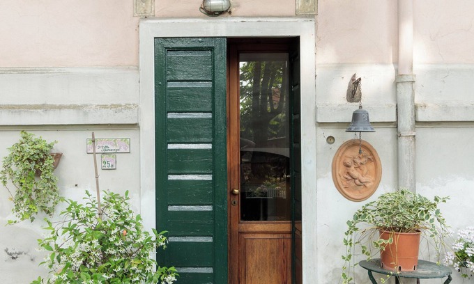 Roncopascolo Villa | Room in the library of the 19th century villa VILLA SPERANZA